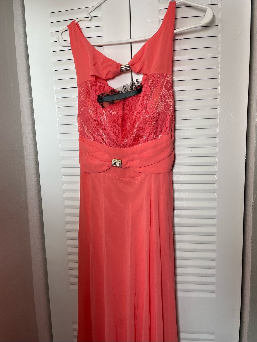 Sleeveless Coral Lace & Chiffon Prom Gown with Bow Accent